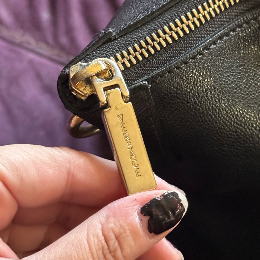 DISCOUNTED Versace LaMedusa tote bag - Picture 5 of 7